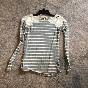 Long sleeve shirt